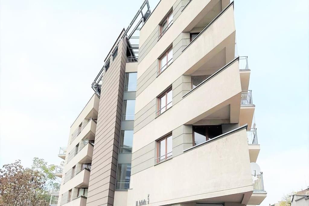 Exclusive Penthouse Near Citycenter 120M2 +Netflix Krakow Exterior photo