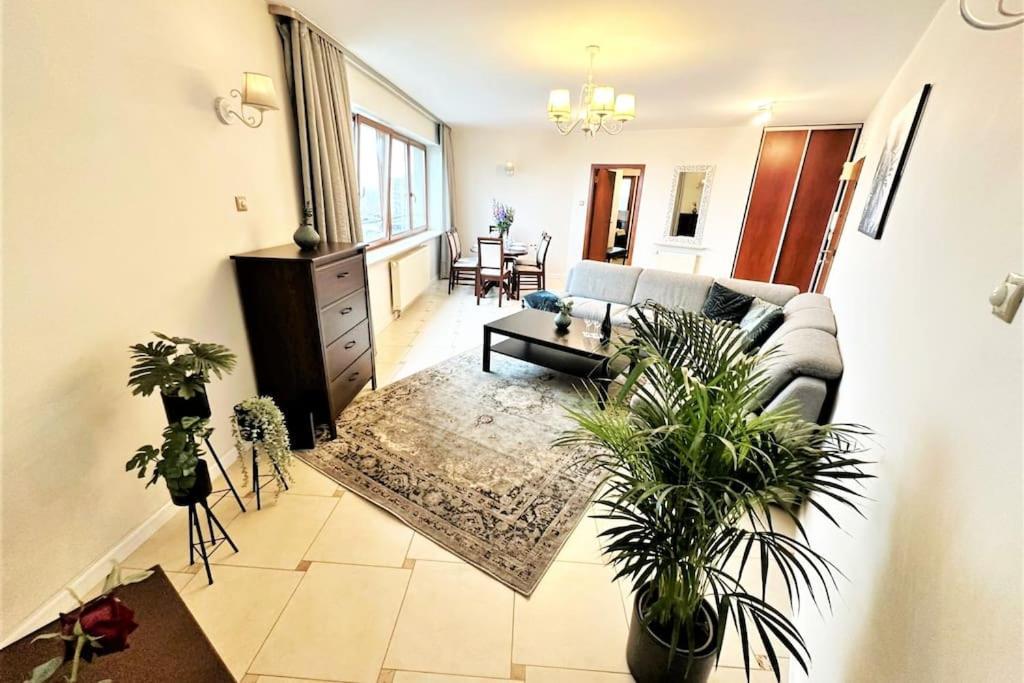 Exclusive Penthouse Near Citycenter 120M2 +Netflix Krakow Exterior photo