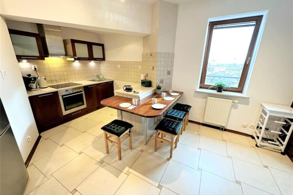 Exclusive Penthouse Near Citycenter 120M2 +Netflix Krakow Exterior photo
